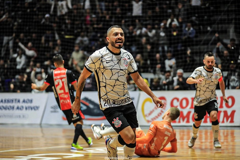 Corinthians – LNF