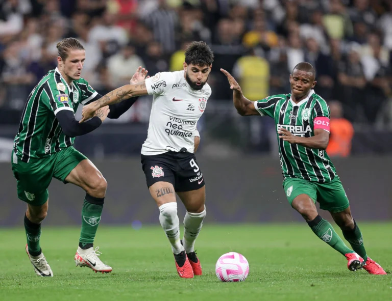 Ídolo Do São Paulo "zikou" O Flamengo E Agora Diz Que Corinthians Será ...